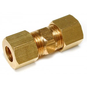 BRASS UNION CONNECTOR 3/8